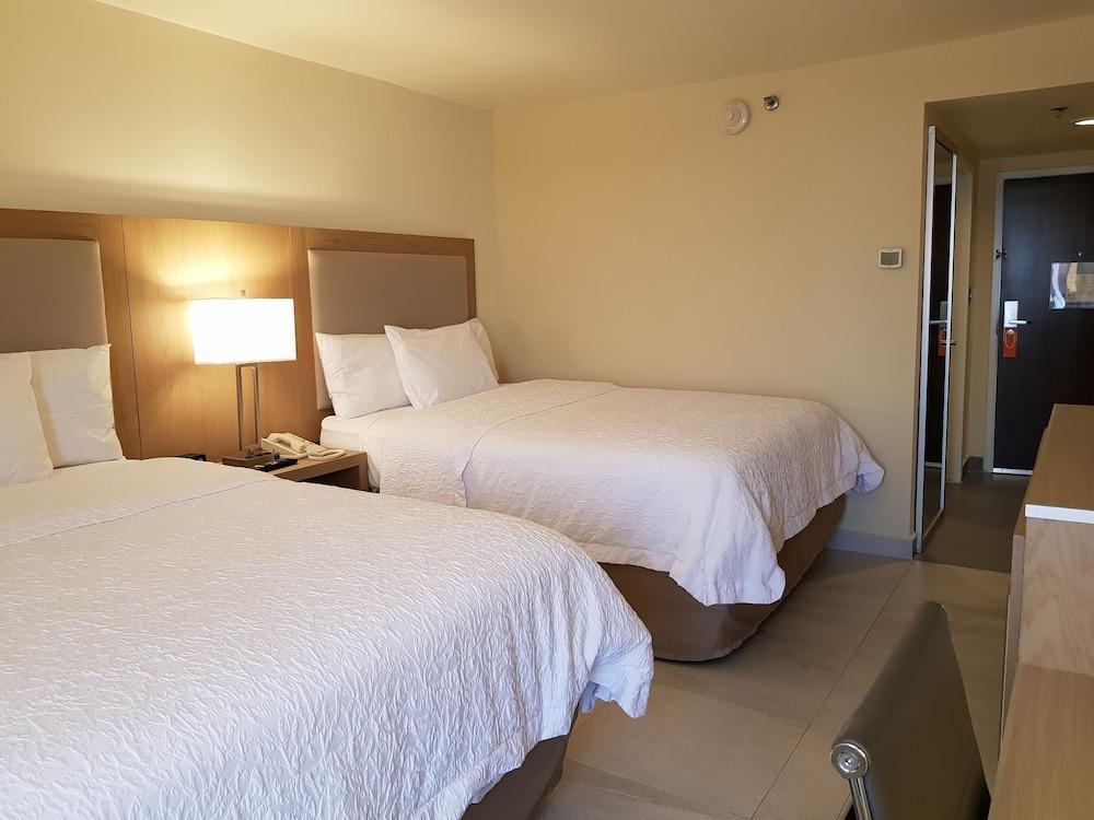 Hotel Hampton Monterrey-airport 4*