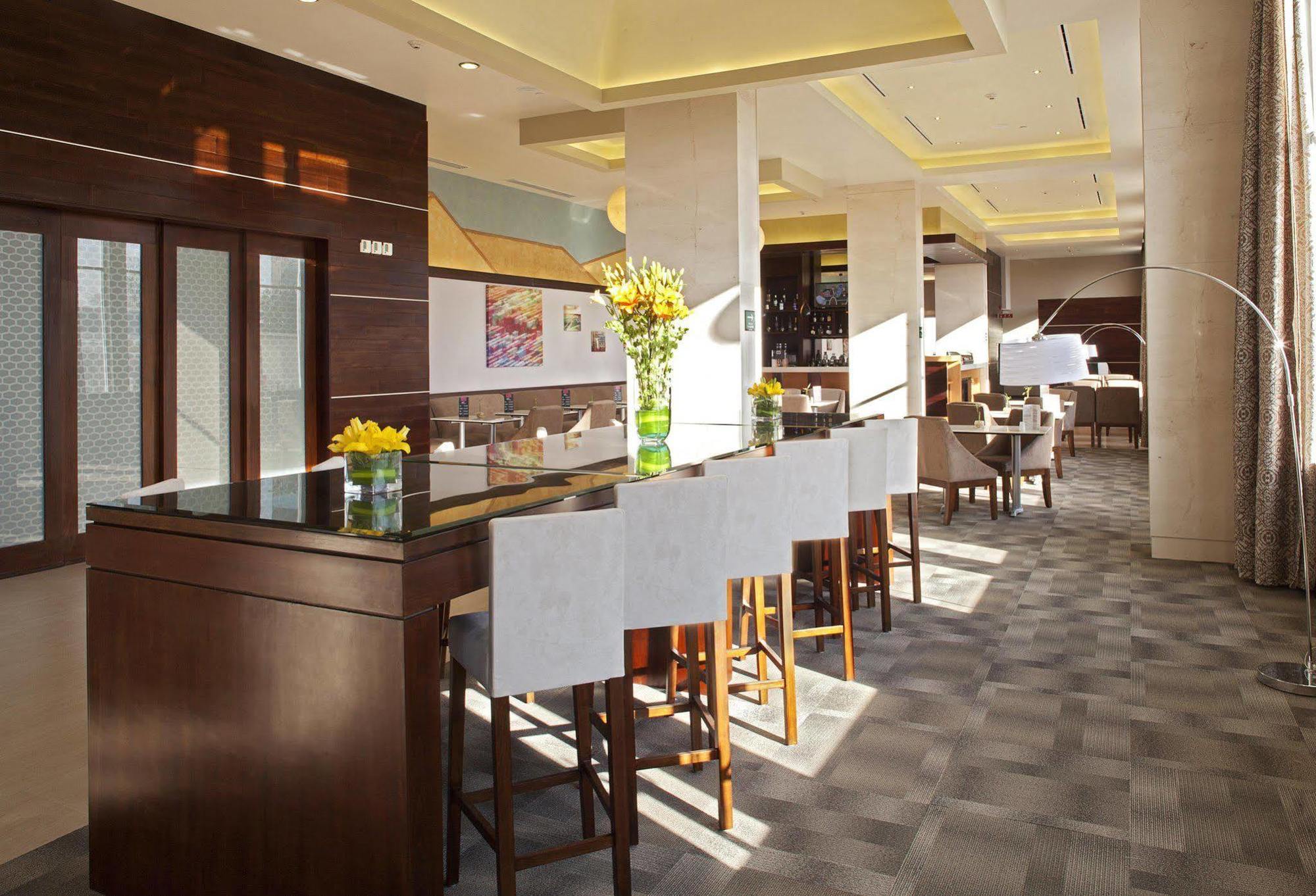Hampton Monterrey-airport Hotel